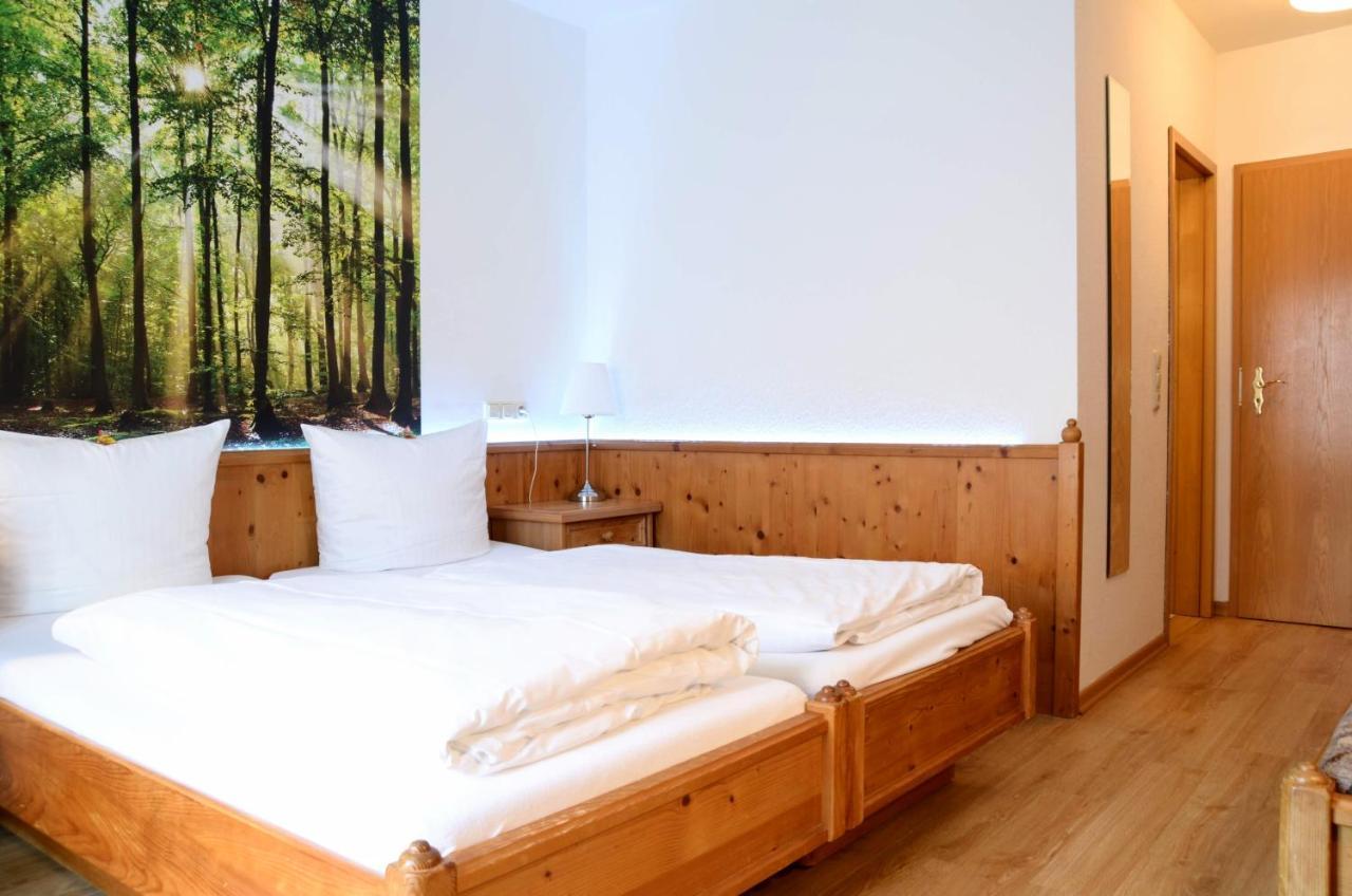 Waldhotel Twiehaus Garni Любек Екстер'єр фото