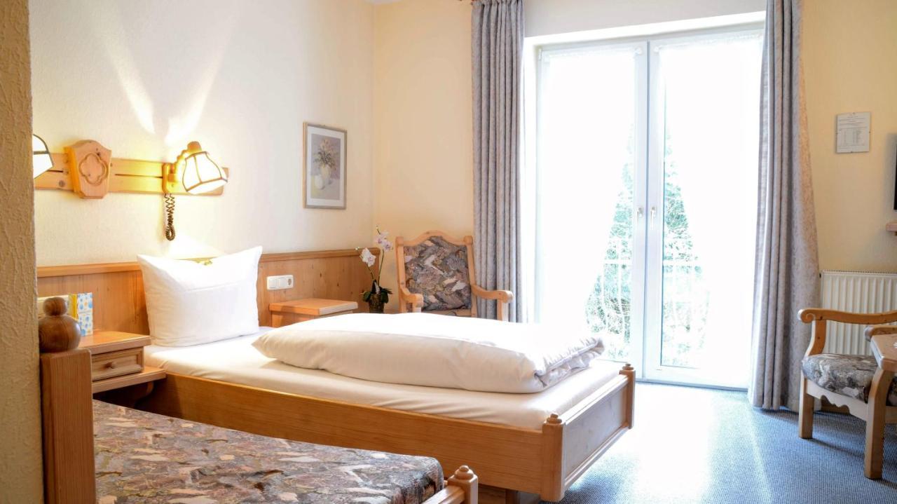 Waldhotel Twiehaus Garni Любек Екстер'єр фото