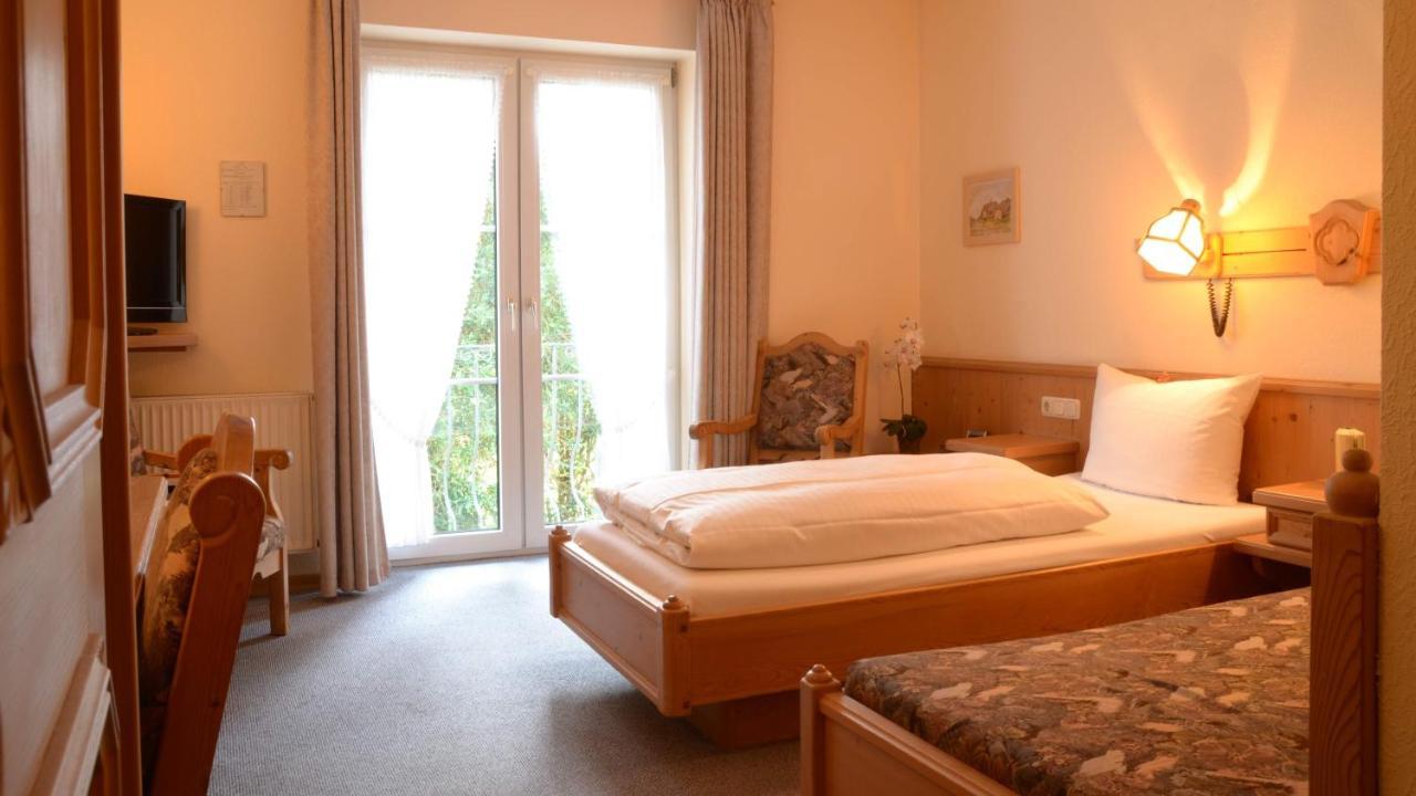 Waldhotel Twiehaus Garni Любек Екстер'єр фото